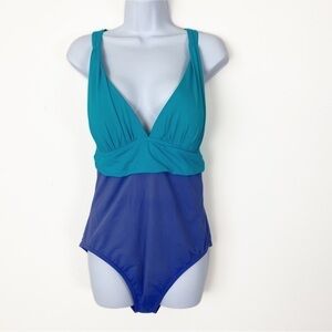 ECHO Swim One Piece Swimsuit Bathing Suit Strappy Back Plunge VNeck Size 10